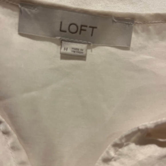 LOFT Satin cream long sleeve with ruffles - Size Medium slightly used worn 1x - Picture 8 of 12